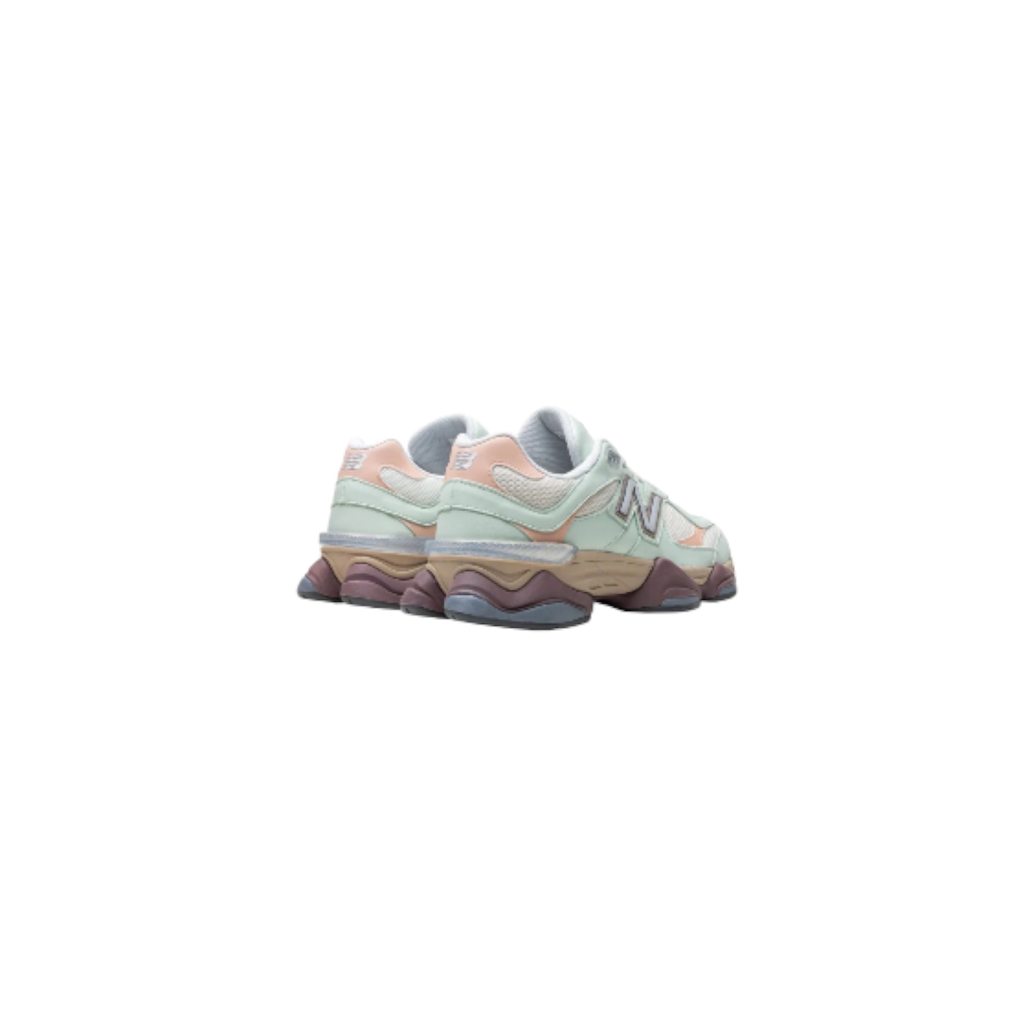 New Balance 9060 – Mineral Pink / Moonbeam